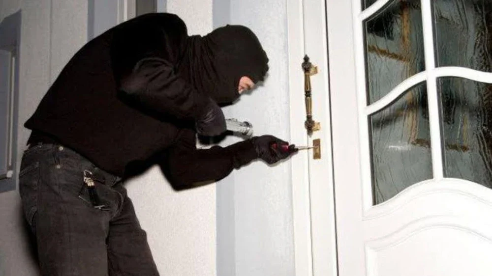 Giữ Tài Sản Thế Nào Khi Ở Trọ Để Kẻ Gian Khó Ăn Trộm